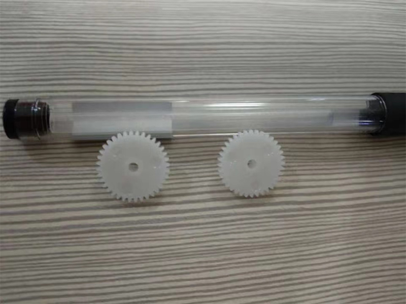 小此轮三点入浇口应用塑料样品